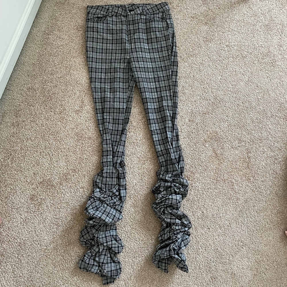 Stacked pants